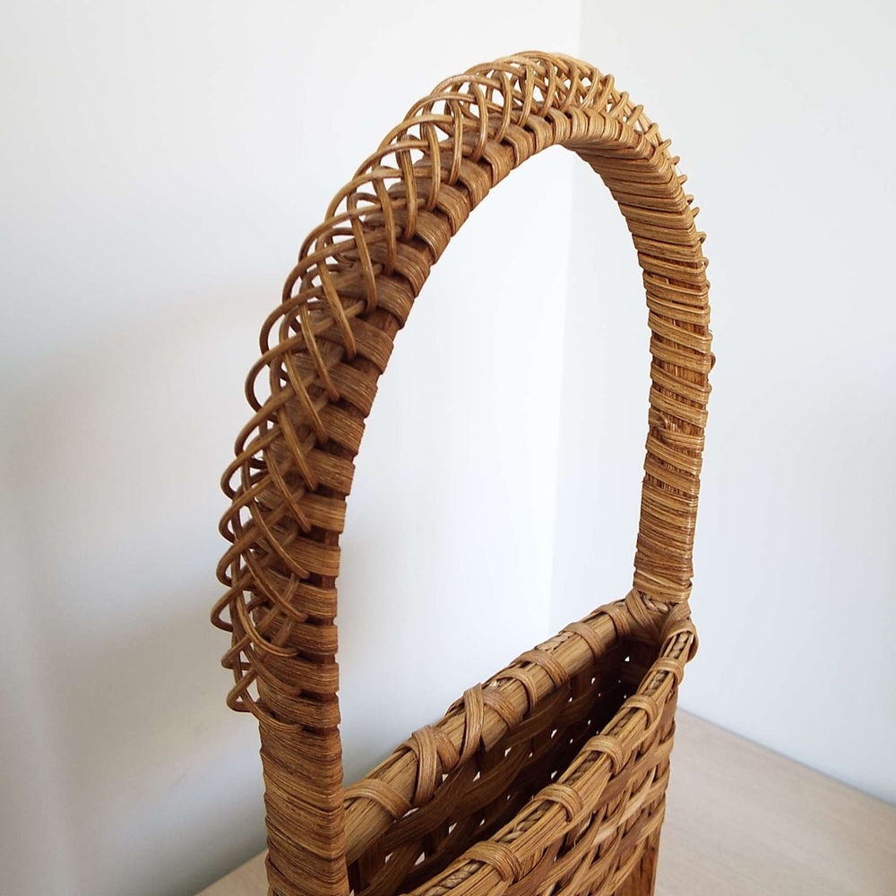 Wicker Wall Hanging organizer - Picture 2 of 7